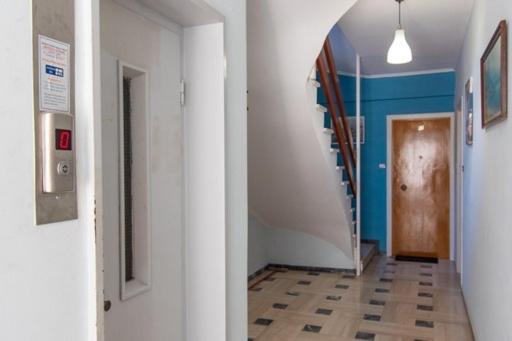 Lavish & Spacious Apt With Stunning Seaview, 10 Min Ath Airport Αρτέμιδα Εξωτερικό φωτογραφία